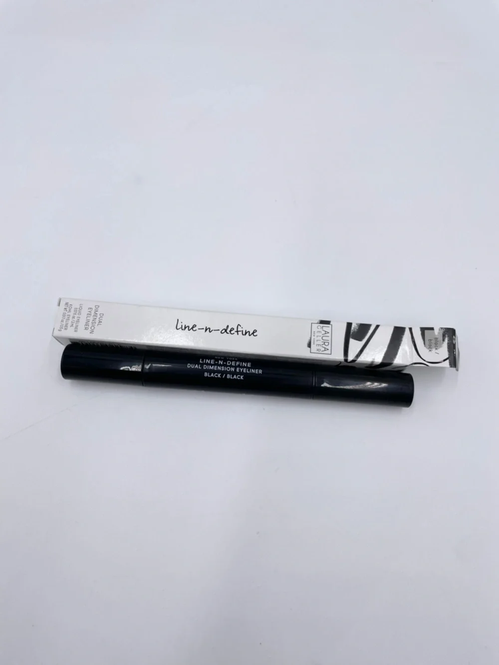 NEW Laura Geller Line n Define Dual Dimension Eyeliner Black/Black Kohl Liquid